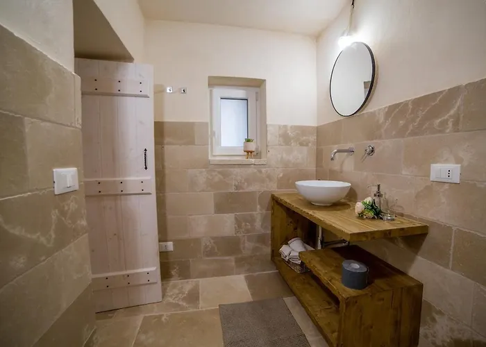 Trulli Alessia 오스투니