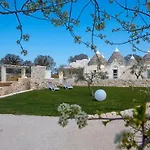 Semesterbostad Trulli Alessia *