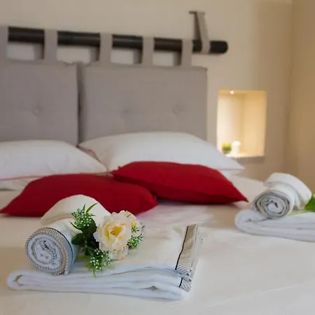 Trulli Alessia * אוסטוני