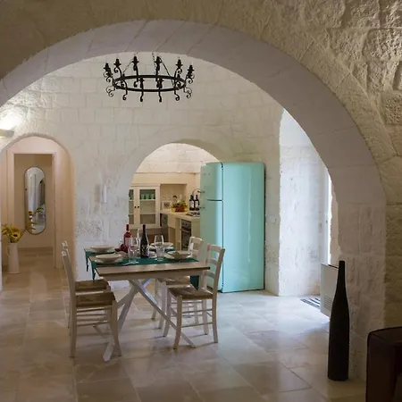 בית נופש Trulli Alessia