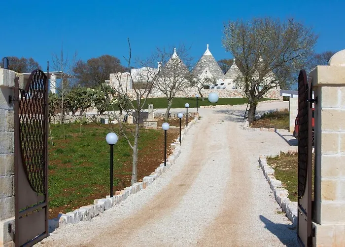 Trulli Alessia 度假居 奥斯图尼